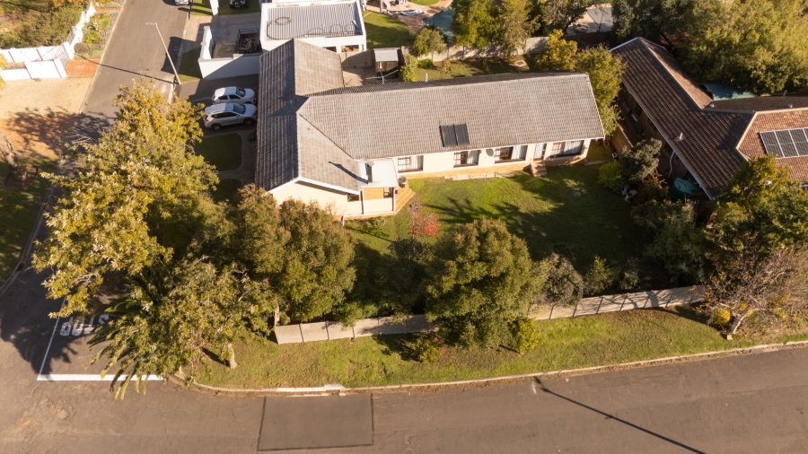 3 Bedroom Property for Sale in Amanda Glen Western Cape